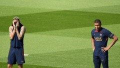 Zum Verstecken: Neymar (links) und Kylian Mbappe sind heute nicht dabei. (Bild: APA/AFP/JULIEN DE ROSA)