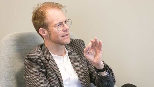 Simon Burtscher-Mathis leitet zusammen mit Alexandra Wucher seit 2021 das Vorarlberger Kinderdorf.