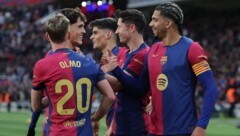 Nach einem 4:0-Sieg darf man schon einmal jubeln – wie im Falle der Kicker des FC Barcelona heute am Nachmittag… (Bild: AFP/LLUIS GENE)