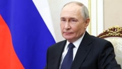 8,4 Billionen Rubel für den Bau neuer Schiffe: Wladimir Putin kündigt ein riesengroßes Aufrüstungsprogramm für die russische Kriegsflotte an. (Bild: EPA/VYACHESLAV PROKOFYEV/SPUTNIK/KREMLIN / POOL)