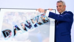 Angesichts von Nehammers Expertise im EU-Rat und insbesondere seinem Wissen um sicherheitspolitische Belange sei der frühere ÖVP- und Regierungschef eine gute Wahl für den Job. (Bild: APA/MAX SLOVENCIK)