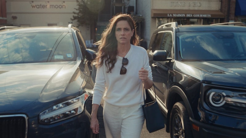 Amanda Peet als Andrew Coopers Ex-Frau Mel. (Bild: Apple)