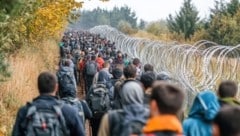 Der Nationalrat dürfte in seiner kommenden Plenarwoche den temporären Stopp des Familiennachzugs von Asylwerbern beschließen (Symbolbild). (Bild: Pelayo - stock.adobe.com)