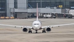 Chinas Fluggesellschaften dürfen keine Boeing-Flugzeuge mehr aus den USA kaufen. Neue Käufer scheinen aber schon gefunden zu sein (Symbolbild). (Bild: AFP/HECTOR RETAMAL)