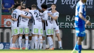 Großer Jubel bei den Kickern des SK Sturm (Bild: GEPA)