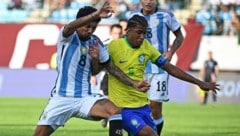 Wechselt Brasilien-Juwel Andrey Santos (rechts) im Sommer nach München? (Bild: AFP/APA/Federico Parra)