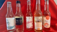 So herzerfrischend Wassersport sein kann, so spritzig sind die Siegerdrinks des „Beach & Surf“-Festes in Neusiedl. (Bild: Grammer Karl)