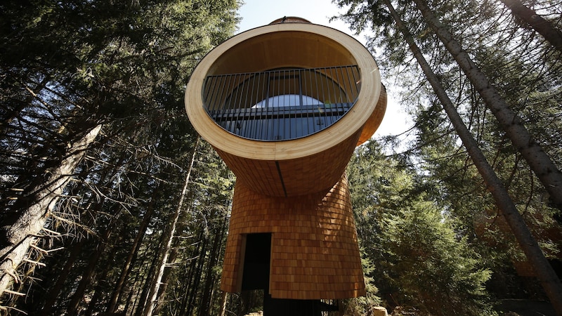 Was hat die Steiermark mit Bali zu tun? – Das Projekt The Pavilions auf Bali und die Baumhäuser vom Steirereck am Pogusch stammen vom Salzburger Architekten Chris Precht. (Bild: Holl Reinhard)