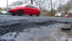 Die Mineralölsteuer, die einen Fixbetrag je getanktem Liter beträgt, ist seit 2011 nicht mehr ...
